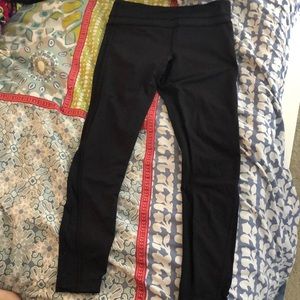 Long lululemon leggings !!
